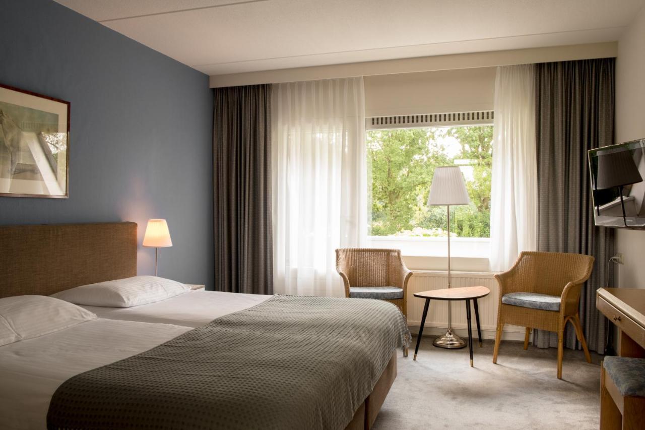 Hotel Bakker Форден Екстериор снимка